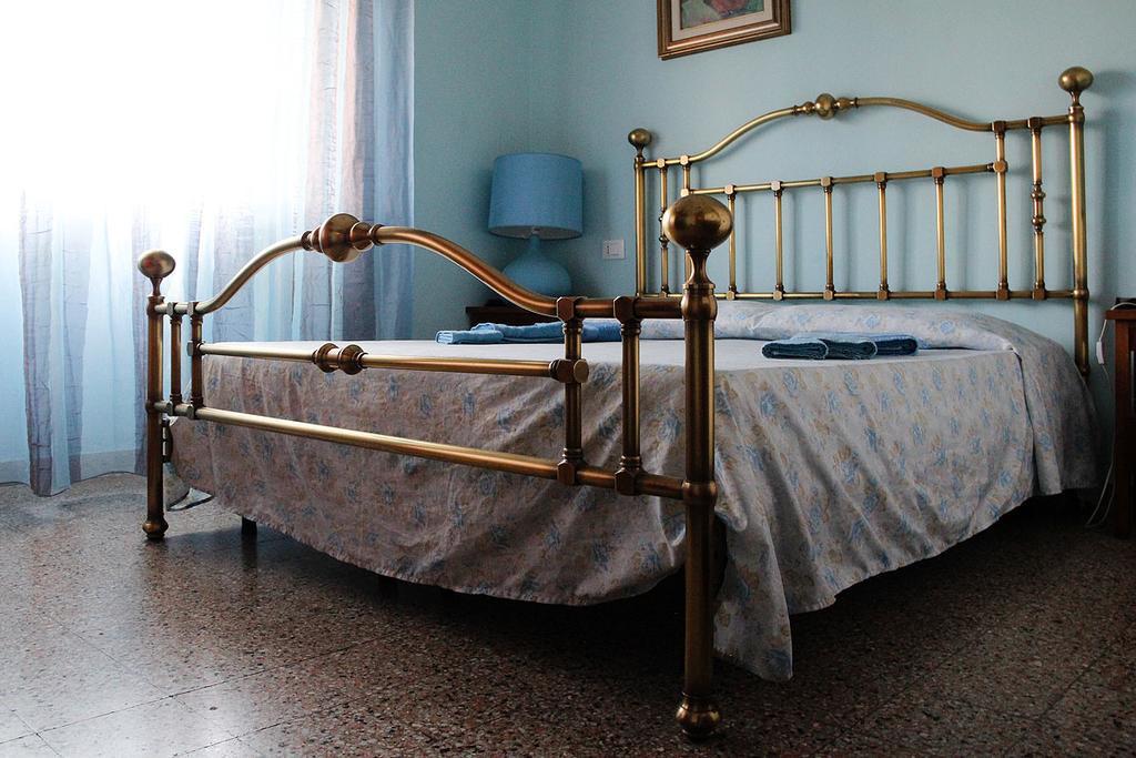 Guesthouse Stazione Pisa Centro المظهر الخارجي الصورة