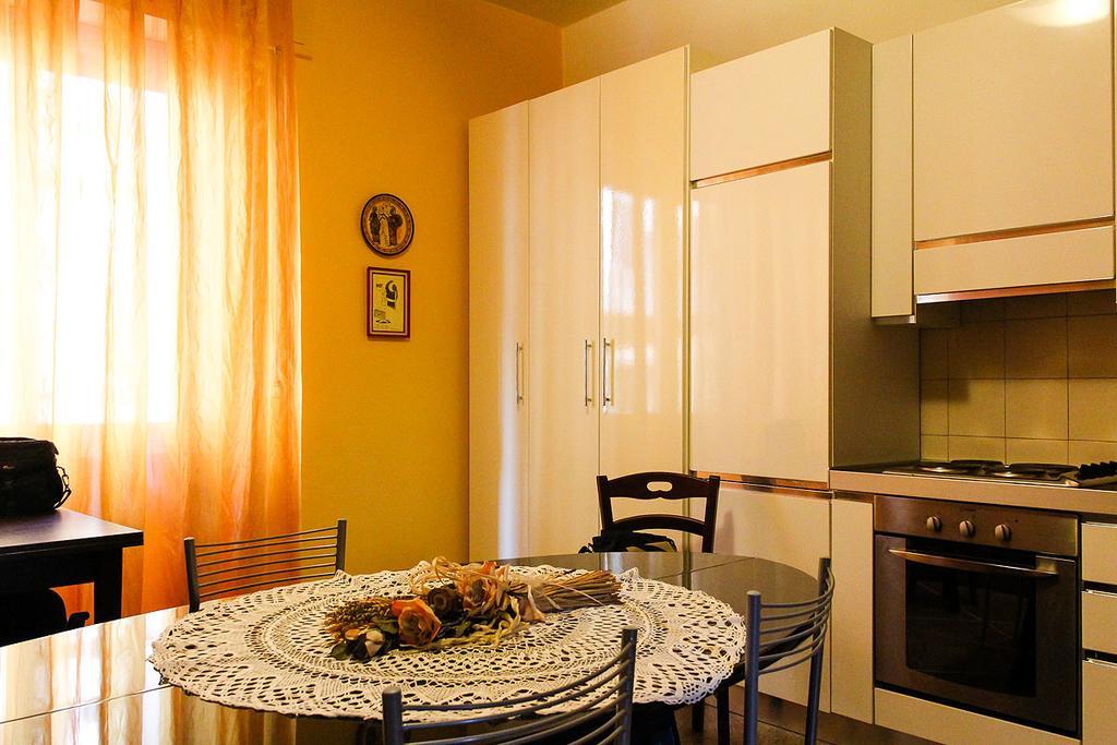 Guesthouse Stazione Pisa Centro المظهر الخارجي الصورة